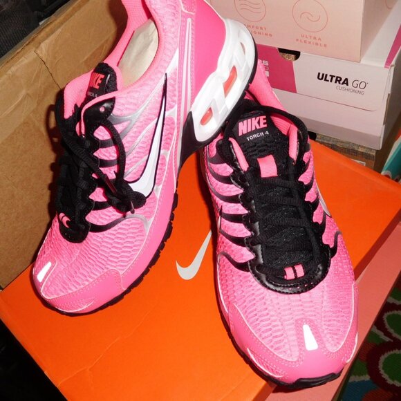 NEW 9.5M LADIES NIKE TORCH PINK SNEAKER AIR MAX NOS # 343851-610 - Picture 1 of 11